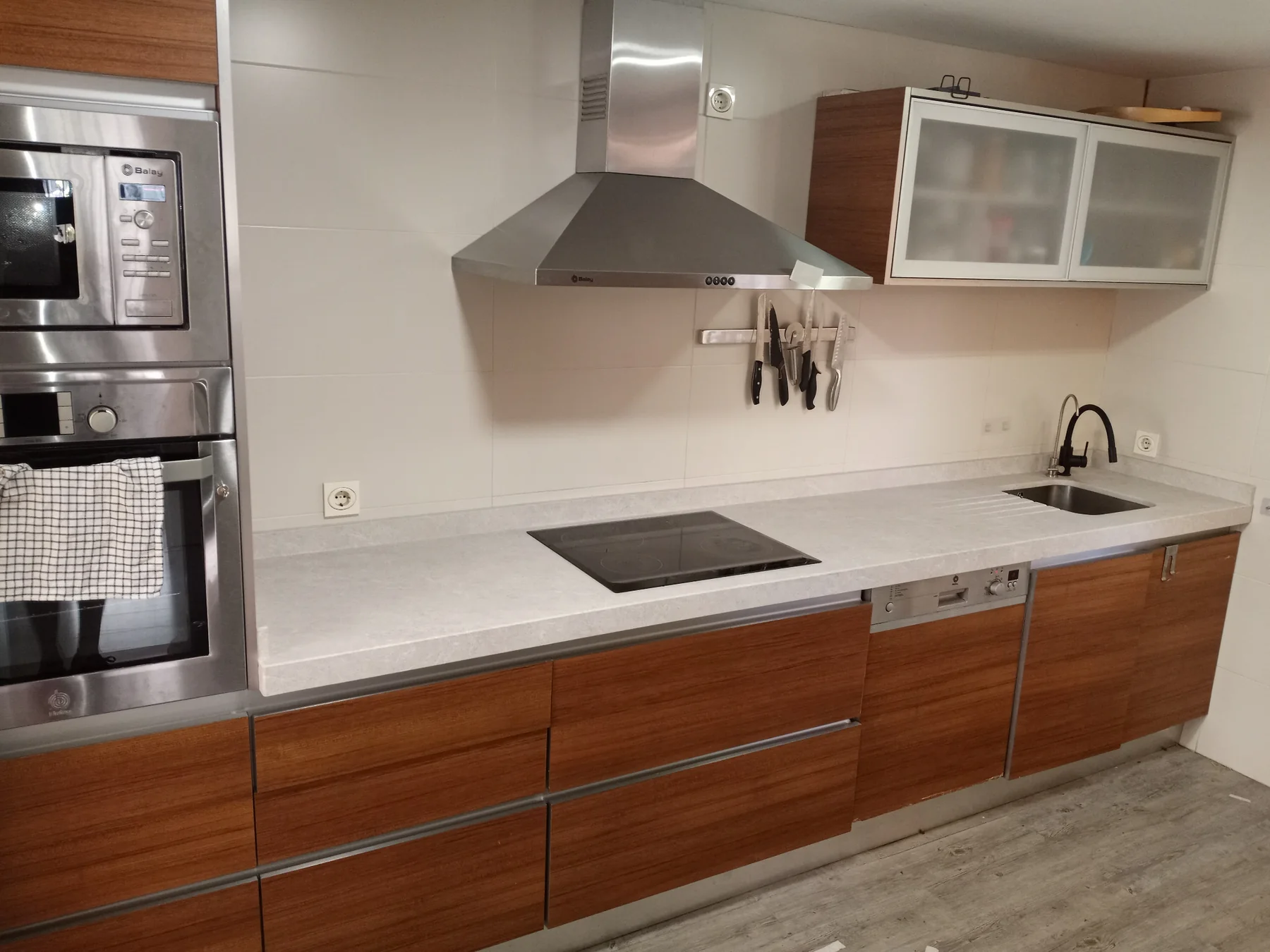 Kitchen after wrapping