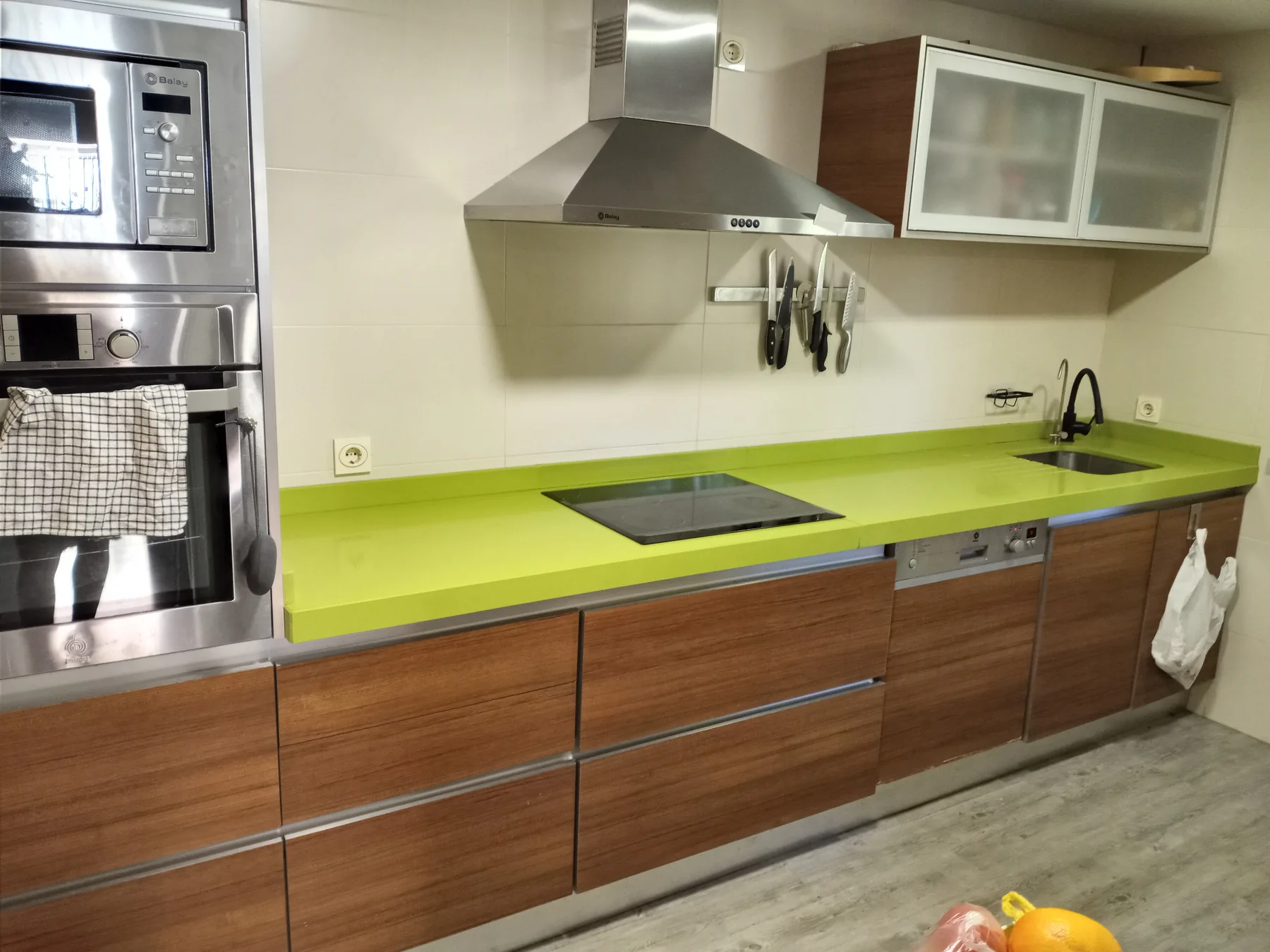 Kitchen before wrapping